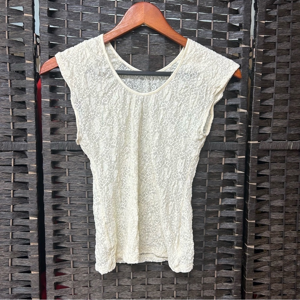 Y2K Ivory nylon lace lace top by Stay Put stretches small/medium